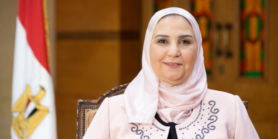 بشرى سارة لفوق السبعين عاماً.. تذاكر أتوبيسات النقل مجانية و100 جنيه منحة لمن هم فوق الـ 65