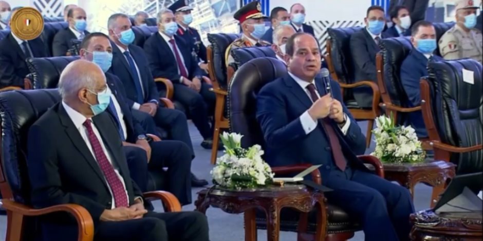 السيسى: خطة جديدة لأراضى الدولة لتنفيذ النمو الرأسى وتوفير شقق للمصريين
