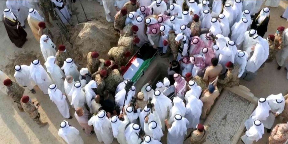جثمان أمير الكويت إلى مثواه الأخير بمقبرة الصليبيخات