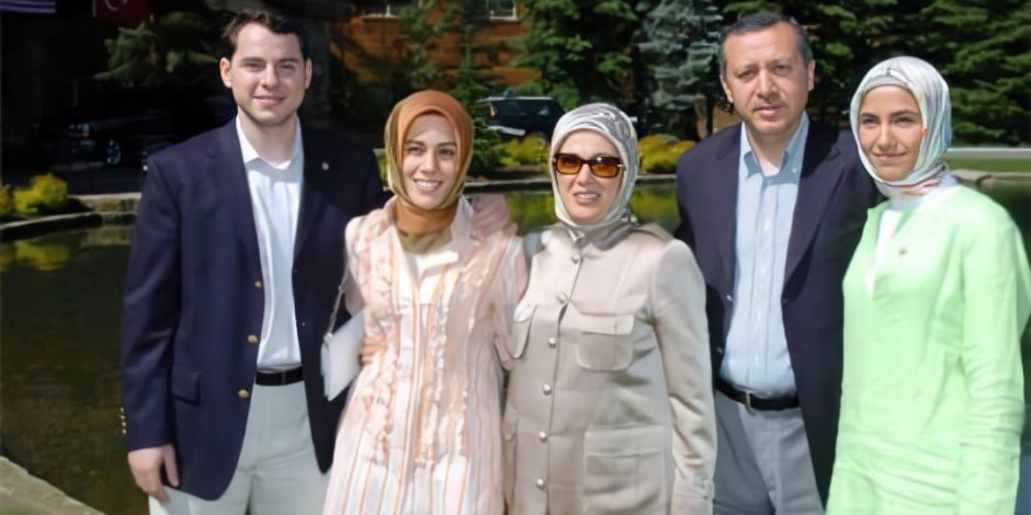 على رأسهم «أمينة».. تقارير دولية: بذخ وترف عائلة أردوغان يقتل الأتراك جوعا