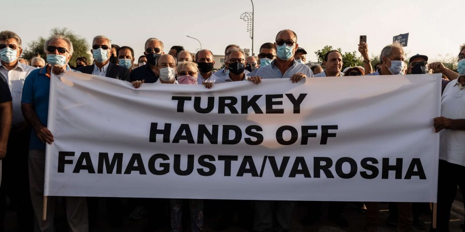 تركيا تواصل الاستفزاز بانتهاك القانون الدولي بعد إعادة فتح ساحل «فاروشا»