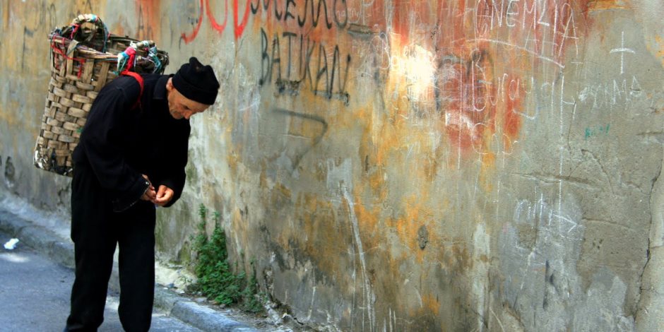 انتحار 4801 شخص بسبب الفقر في تركيا منذ تولي حزب أردوغان السلطة
