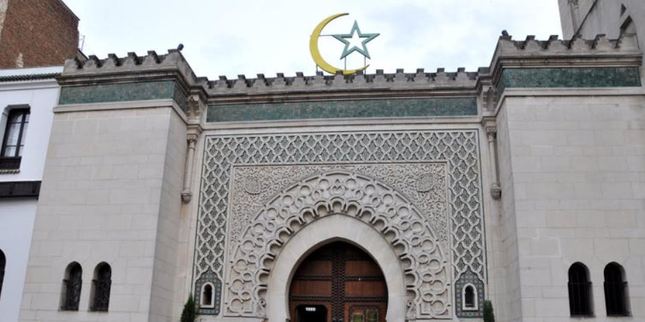 داخلية فرنسا: إمام مسجد باريس الكبير يردد نشيدنا الوطنى بصلاة الجمعة المقبل