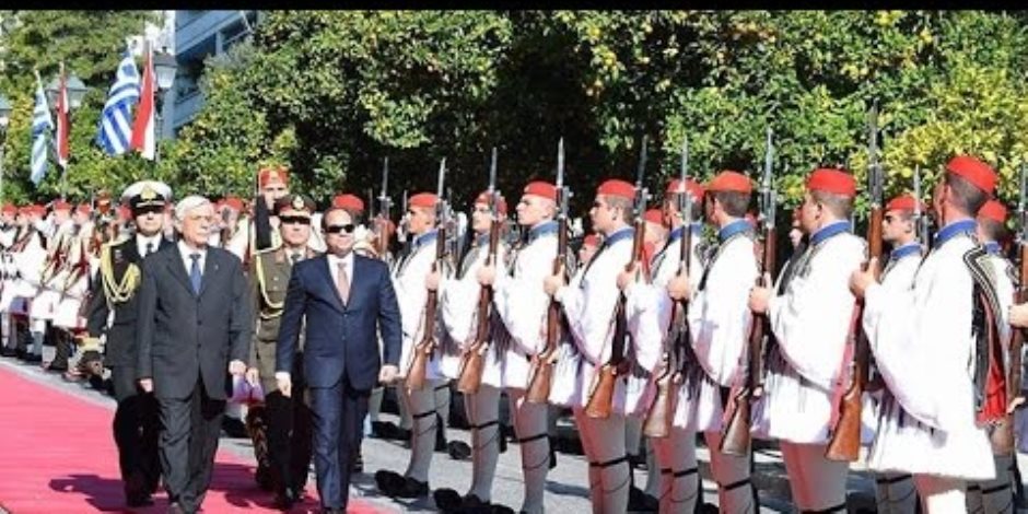 مراسم استقبال رسمية للرئيس السيسى فور وصوله القصر الجمهورى باليونان