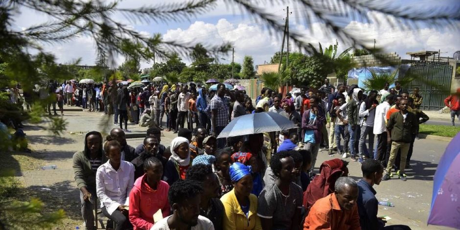 الصراع الأثيوبي إلى أين؟.. الأمم المتحدة تدعو للسماح بوصول المساعدات ومخيمات للفارين من ويلات الحرب