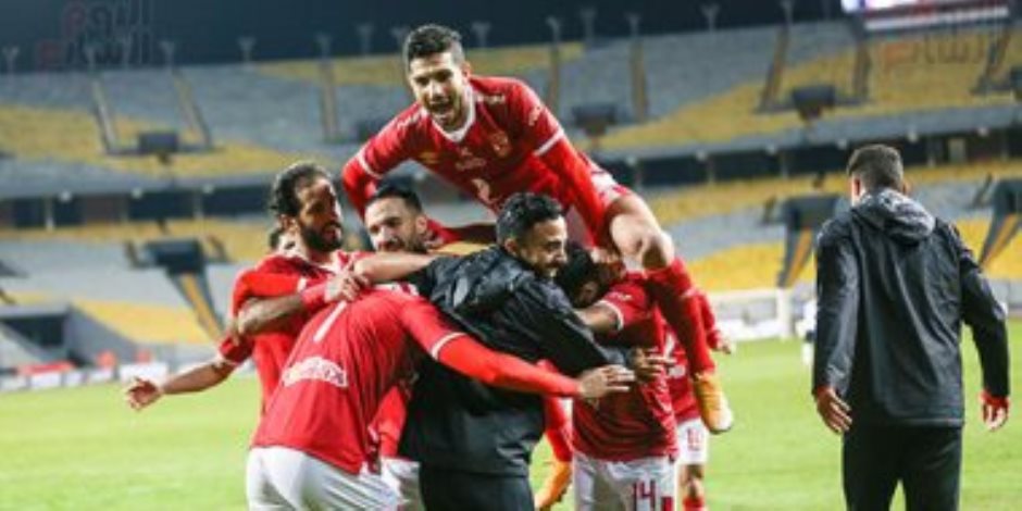 محمد شريف يتقدم الهدف الأول للأهلى أمام الزمالك .. فيديو