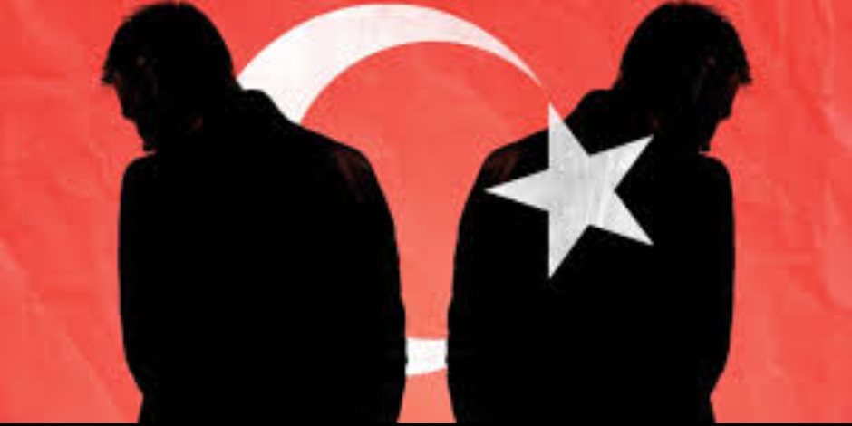فضيحة جديدة كشفتها الشرطة اليونانية.. السجل الأسود لتجسس تركيا على أوروبا ومعارضي أردوغان