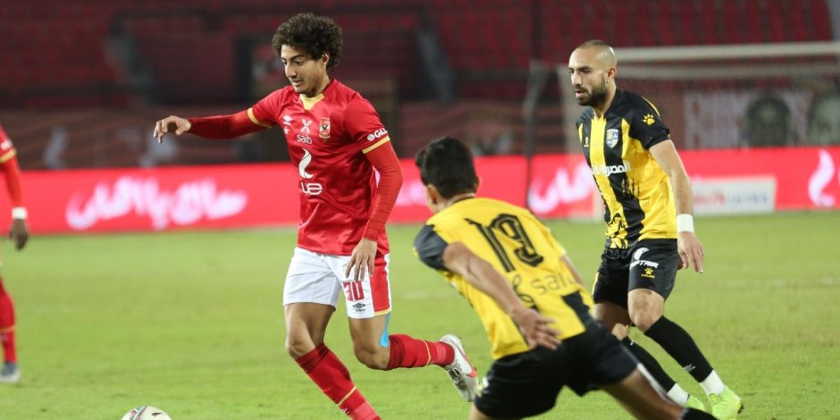  الأهلي يحول تأخره بهدفين أمام المقاولون العرب للفوز 3 -2 