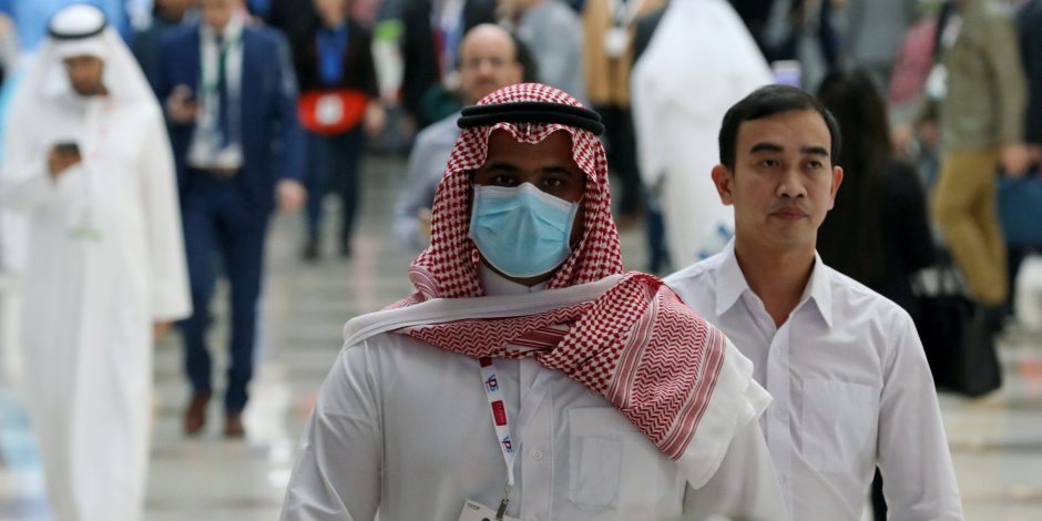 تباين في الوضع الوبائي.. ماذا يفعل كورونا في الدول العربية؟ 