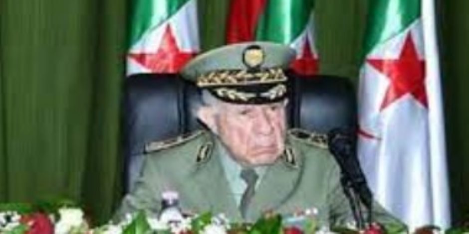رئيس الأركان الجزائري ينصب أمينا عاما جديدا لوزارة الدفاع