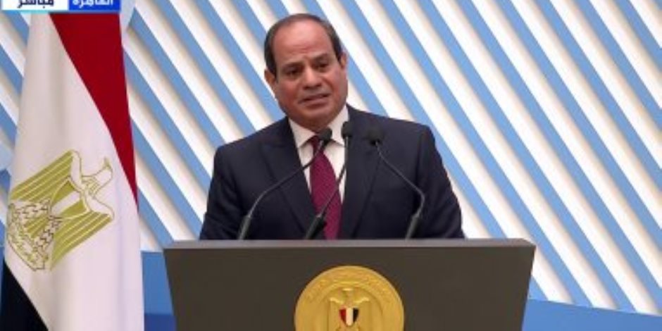 الرئيس السيسي: قضية انفصال الأزواج أمر صعب وقانون الأحوال الشخصية مش كل حاجة