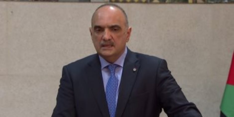 رئيس وزراء الأردن: الاتفاق مع مصر على آليات توسيع الربط الكهربائى بين البلدين