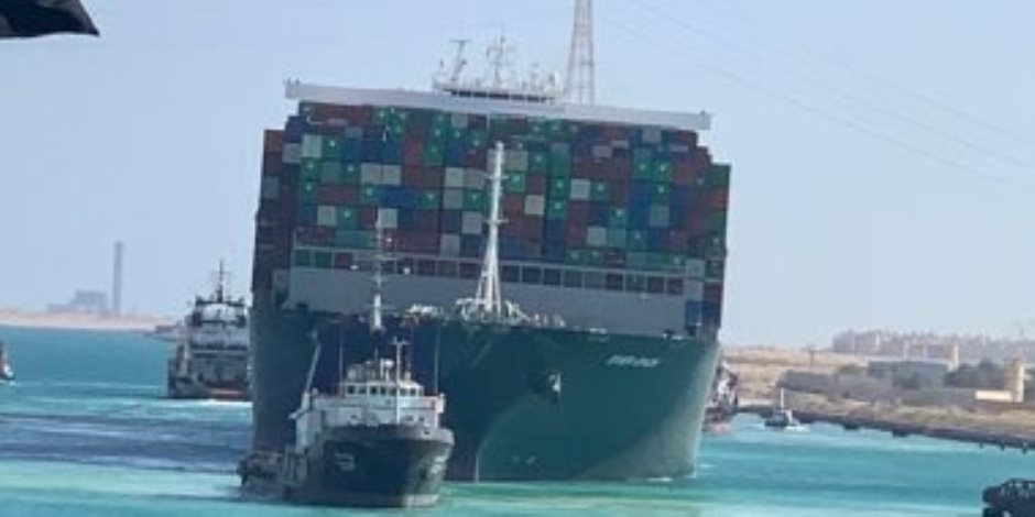 رئيس هيئة قناة السويس: مرور 113 سفينة بالقناة منذ انتهاء أزمة السفينة الجانحة