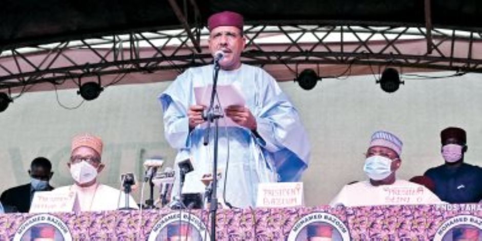 ماذا يحدث في النيجر؟.. رئيس جديد وانقلاب دامي فاشل 