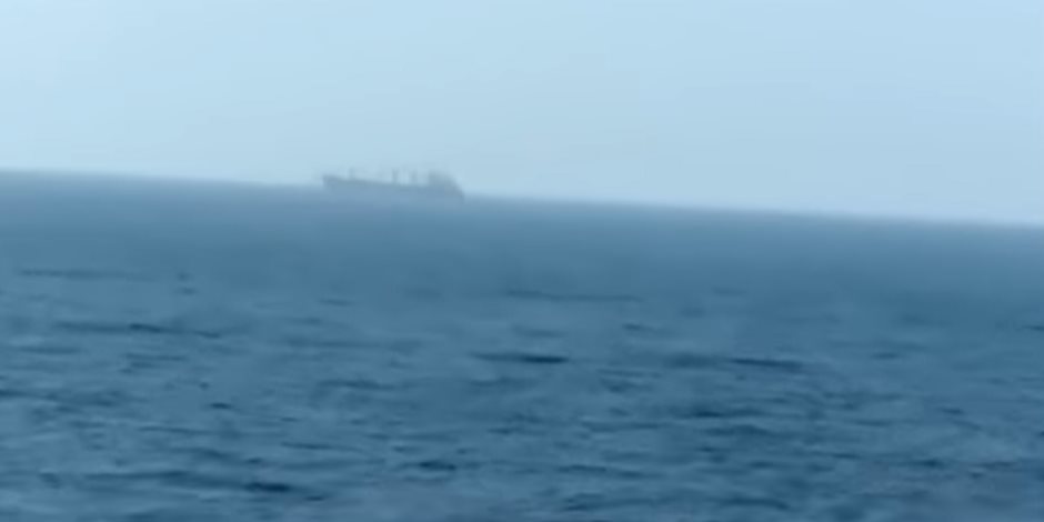 استهداف سفينة إيرانية قرب جيبوتي.. ما علاقتها بالتقدم في المحادثات النووية؟
