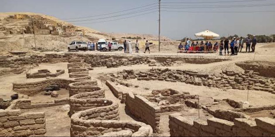 الاكتشافات الأثرية الحديثة تطرح سؤالاً: هل اشتاق الأجداد لرؤية أمجاد مصر الحديثة؟