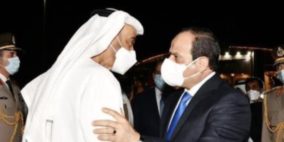 الرئيس السيسي يودع الشيخ محمد بن زايد في ختام زيارته لمصر