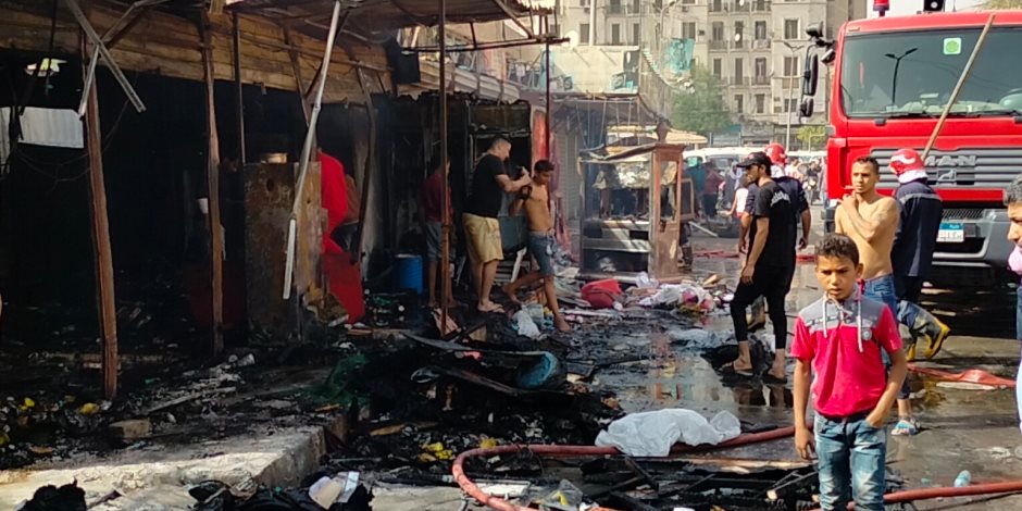 تفاصيل احتراق 11 باكية بسوق أحمد حلمى بالقاهرة بسبب الوصلات العشوائية 