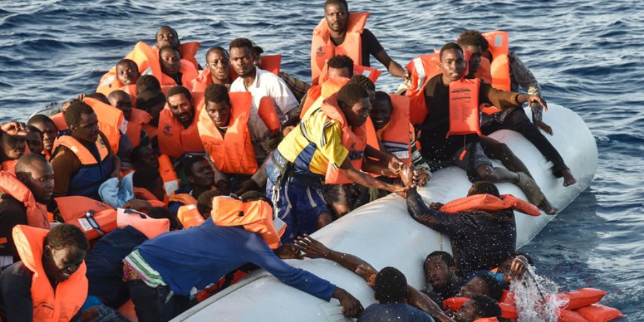 أخبار الصباح.. خفر السواحل الليبى ينقذ 51 مهاجرا غير شرعى فى طريقهم لأوروبا