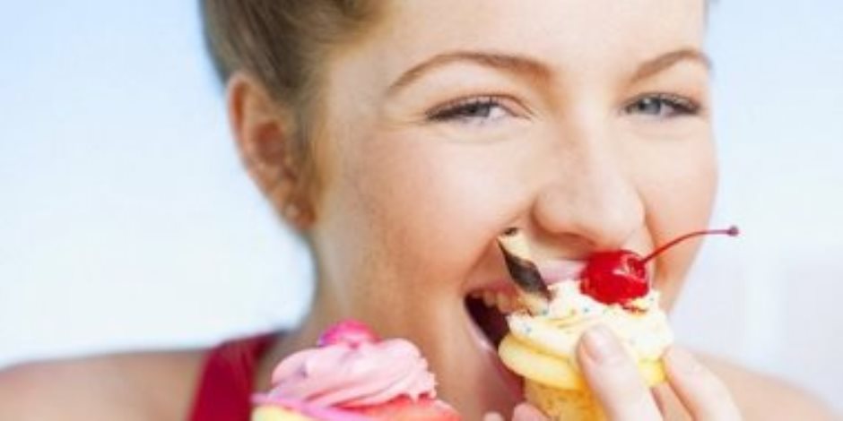 في صحتك.. تخفيف الحلويات والسكريات يجنبك أمراض المناعة الذاتية