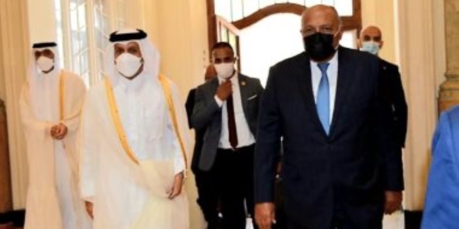 وزير الخارجية يستقبل نظيره القطري في مقر الوزارة بقصر التحرير وبدء المباحثات (صور)