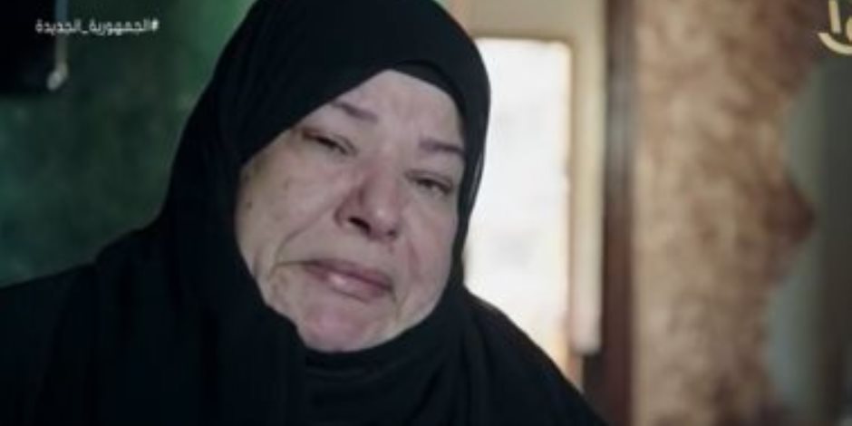 أم الشهيد صلاح حسن بالوثائقى "قرار شعب": الإخوان قتلوا ابنى وكان بيحب بلده