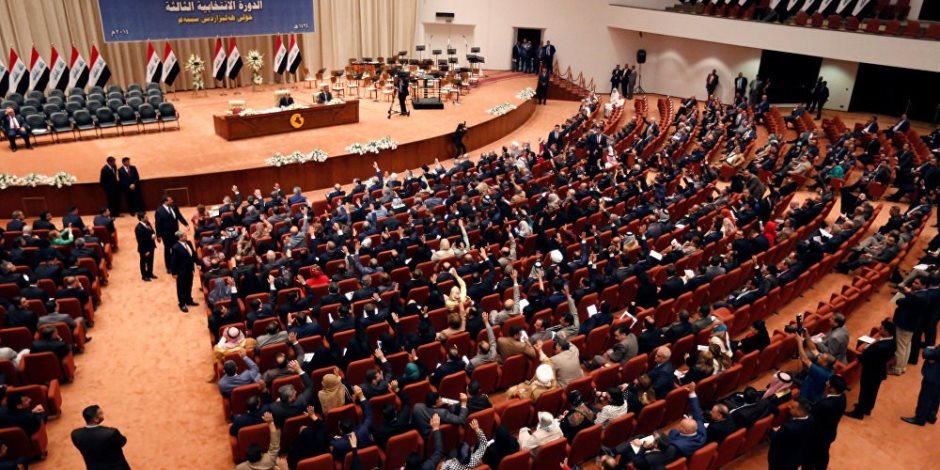 موظفو البرلمان العراقي يستأنفون عملهم بعد توقف استمر أسابيع 