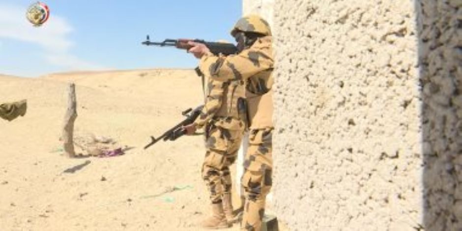 القوات المسلحة تقضى على 13 تكفيريًا بوسط وشمال سيناء