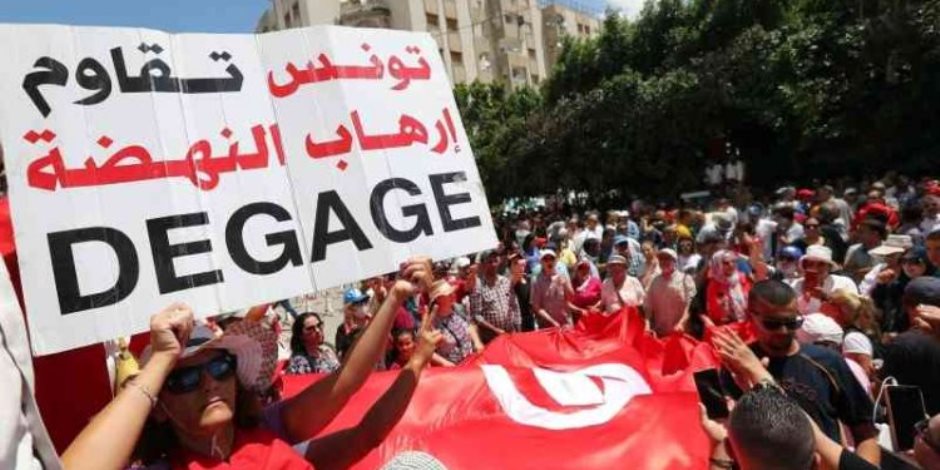 "عادتهم ولا هيشتروها".. إخوان تونس يستدعون الخارج للالتفاف على مطالب الشعب