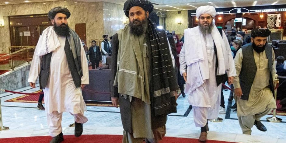 شبح لم يزر أفغانستان منذ عقدين.. من هو «الرجل» الأقرب لقيادة طالبان؟