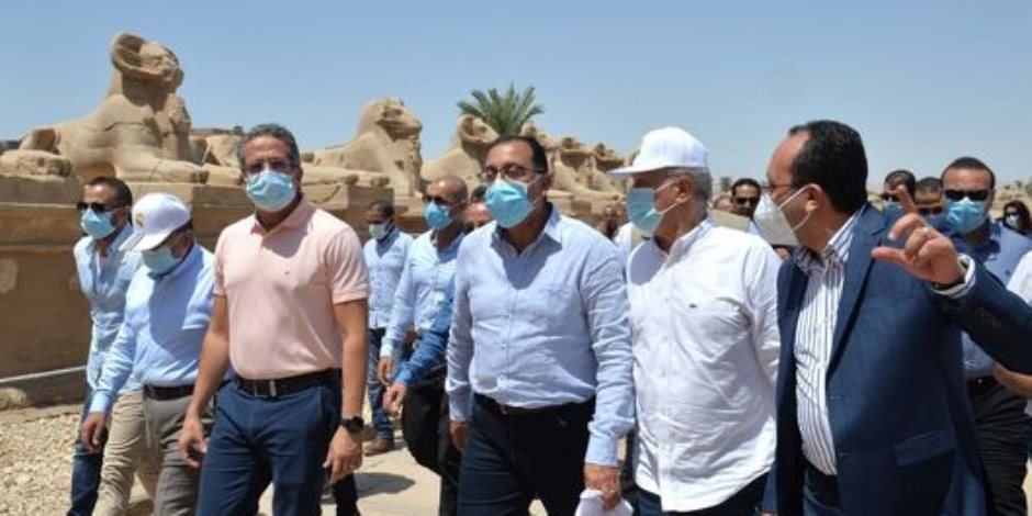 رئيس الوزراء يُتابع من الأقصر استعدادات احتفالية افتتاح طريق الكباش وعدد من المشروعات