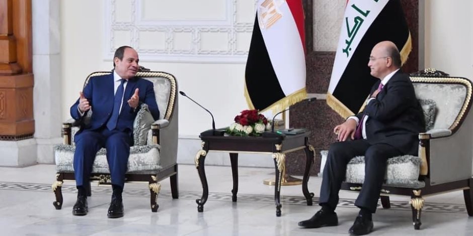 الرئيس السيسي يؤكد حرص مصر على تعزيز دور العراق القومي العربي
