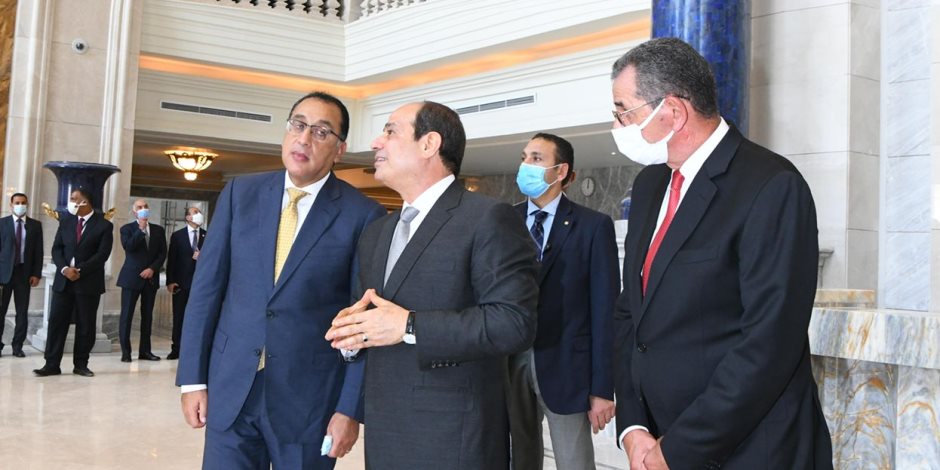 الرئيس السيسي يتفقد دار الاوبرا الجديدة بالعاصمة الادارية (صور)