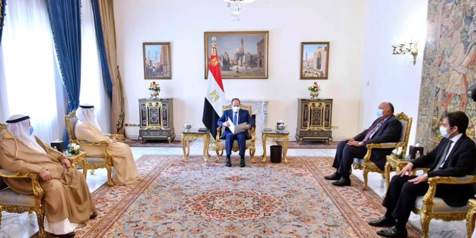 الرئيس السيسى يتسلم رسالة من أمير الكويت ويؤكد ارتباط أمن الخليج بالأمن المصرى