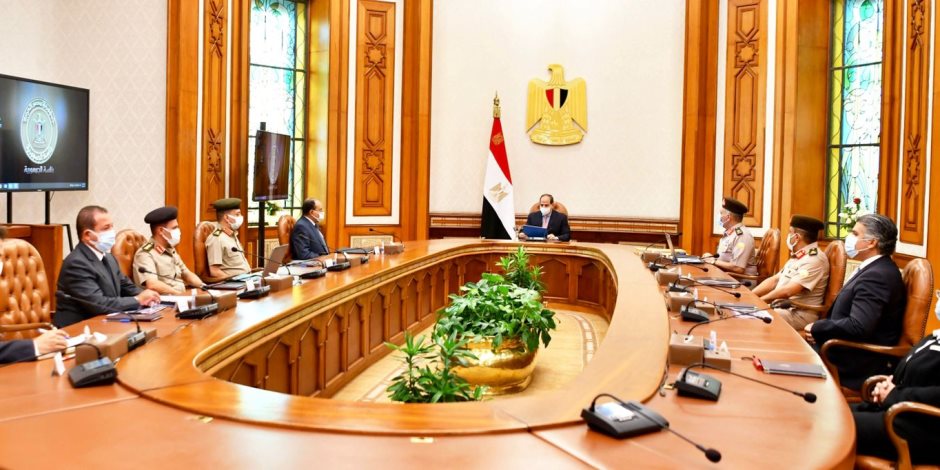 الرئيس السيسى يطلع على منشآت القيادة الاستراتيجية بالعاصمة الإدارية