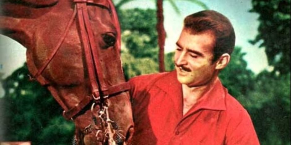  في ذكرى ميلاد فارس السينما المصرية: دُفعة جمال عبد الناصر وشارك فى حرب فلسطين عام 1948