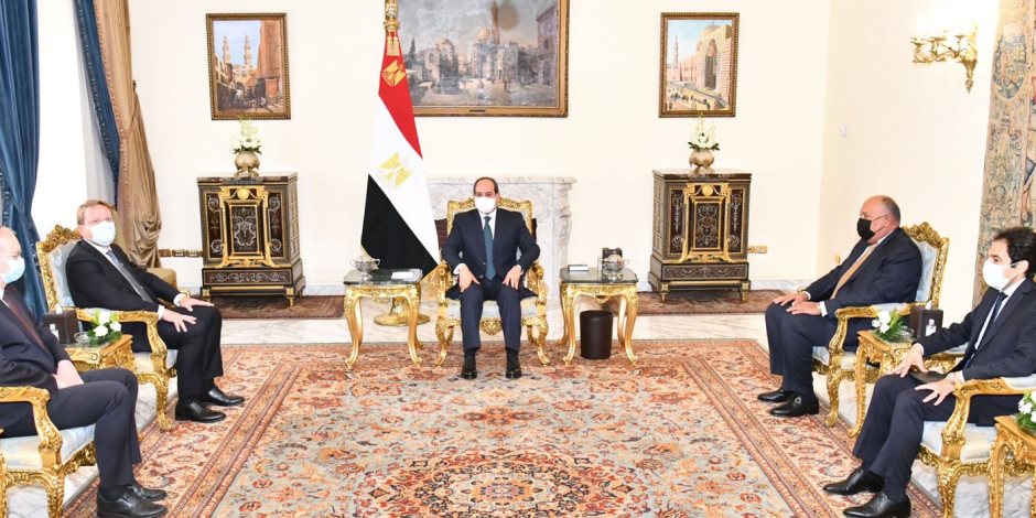 الرئيس يعرب عن تطلع مصر لتطوير علاقات التعاون المستقبلية مع الاتحاد الاوروبي وصياغة فهم مشترك بين الجانبين 