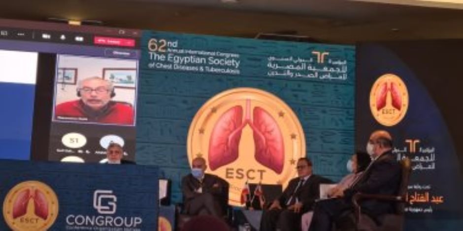 رئيس الجمعية المصرية لمكافحة التدخين وأمراض الصدر: لا تصدقوا أكذوبة أن التبغ المسخن آمن ولا يسبب مشاكل على الرئة