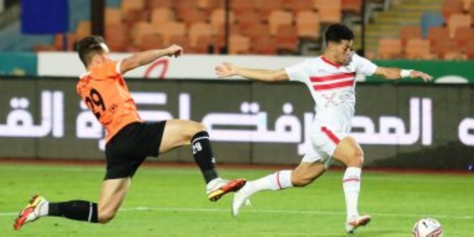 البنك الأهلي يتقدم على الزمالك في الشوط الأول برأسية محمد هلال