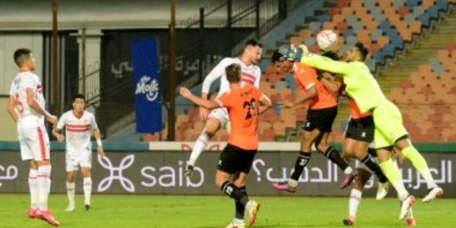 الزمالك يضع نقطة فى رصيد البنك الأهلى بعد تعادل مثير بالدورى 1 - 1