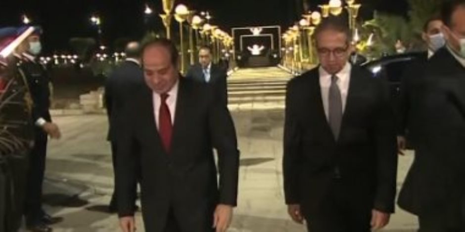 وزير الآثار يستعرض أمام الرئيس السيسى تفاصيل احتفالية افتتاح طريق الكباش