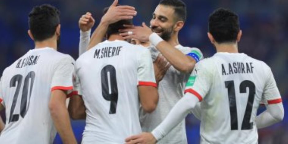 مباراة مصر والجزائر في بطولة كأس العرب.. من يصعد في المركز الأول؟