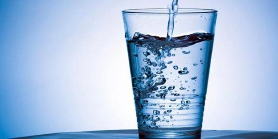 9 طرق لزيادة شرب الماء