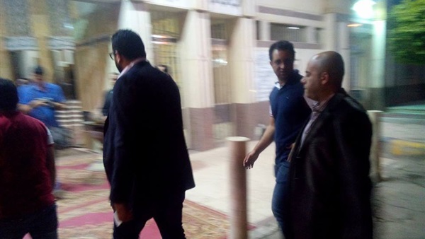 أحمد مرتضى وإسماعيل يوسف يقدمان واجب العزاء في وفاة نجل زادة أحمد مرتضى وإسماعيل يوسف يقدمان واجب العزاء في وفاة نجل زادة