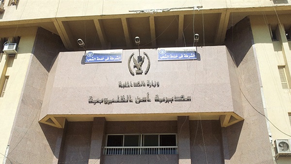 مصدر: الداخلية تشهد حركة تطهير كبرى قريبا بسبب «الدكش» مصدر: الداخلية تشهد حركة تطهير كبرى قريبا بسبب «الدكش»