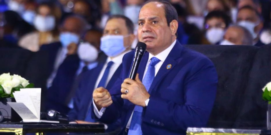 الرئيس السيسي: "هنفضل نشتغل حتى نقضى على الفقر فى مصر"