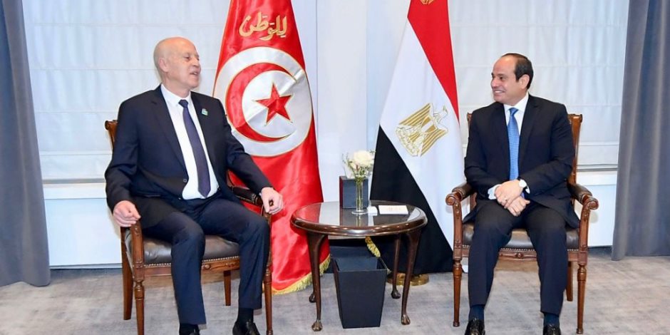 الرئيس السيسي يلتقي نظيره التونسي في بروكسل