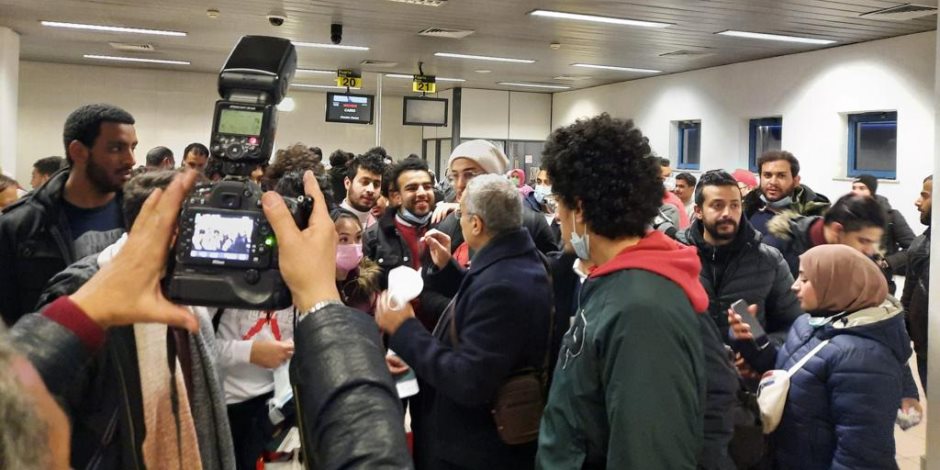 مصر السند من بوخارست إلى وارسو.. كيف تحركت الدولة لإجلاء مواطنيها من أوكرانيا؟