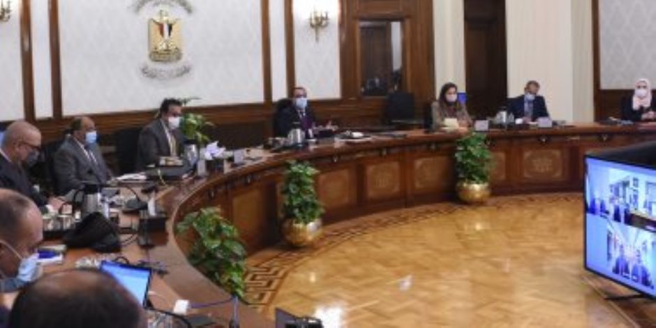 بعد اجتماع " الحكومة " .. رئيس الوزراء يعلن إضافة مدد زمنية للمقاولين بمشروعات حياة كريمة وإعفاء من غرامات تأخير