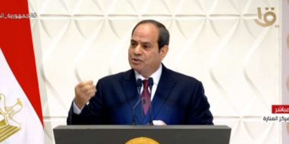 الرئيس السيسى عن ضرب المرأة: اللى يقول اضربها ده كلام عجيب.. مايصحش نؤلمها بنظرة